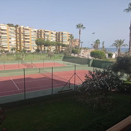 Anne'S Corner Apartment La Cala Del Moral Exterior photo