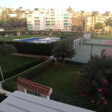 Anne'S Corner Apartment La Cala Del Moral Exterior photo