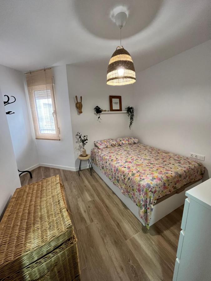 Anne'S Corner Apartment La Cala Del Moral Exterior photo
